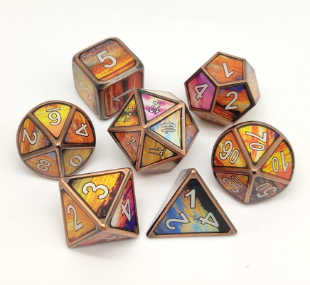 ลูกเต๋า RPG โลหะขัดมือ น้ำหนักเบา ขอบคมเกลี้ยง รูปทรงหลายเหลี่ยม