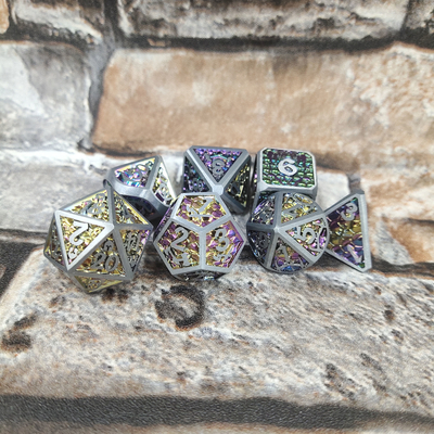 การ์ดน้ำหนักเบาบดด้วยมืออย่างแม่นยำ RPG Dice สีสันสดใส