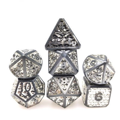 Neat Sharp Edges Polyhedral Dice ชุดเกมกระดานลูกเต๋าเรซิ่นสำหรับของขวัญ