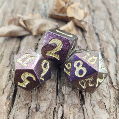 ชิปโป๊กเกอร์ Polyhedral Dice SetManual Grinding Practical Metal Hand Polished Mini