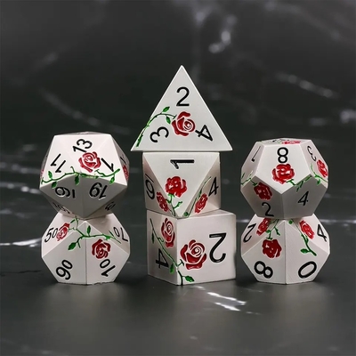 สีแดง ดอกแดง ดอกเหล็กเงินสําหรับเกม RPG