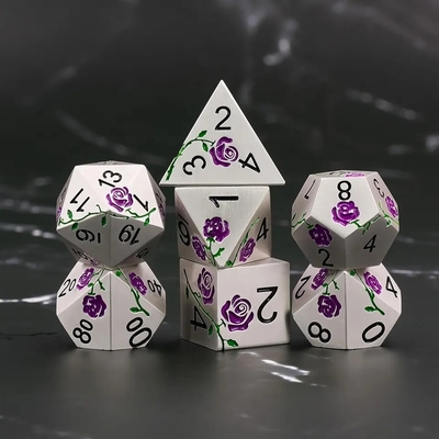 สีแดง ดอกแดง ดอกเหล็กเงินสําหรับเกม RPG