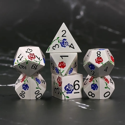 สีแดง ดอกแดง ดอกเหล็กเงินสําหรับเกม RPG