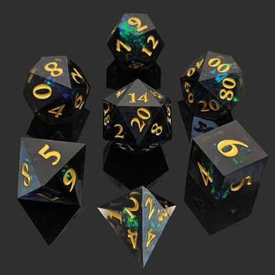 ชุดลูกเต๋า RPG DND แบบสั่งซื้อ 2 สี D6 D20 7 ชุดโพลีเอเดรอนแบบ Mold