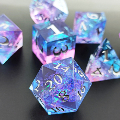 สีม่วง สีคาว 7PCS DND มังกรและ Dungeon Polyhedron Sharp Edge