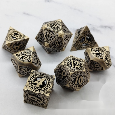 Back To Metal Dice Set Kusalukono มัลติเฟซเชียล COC DND RPG ด้าม