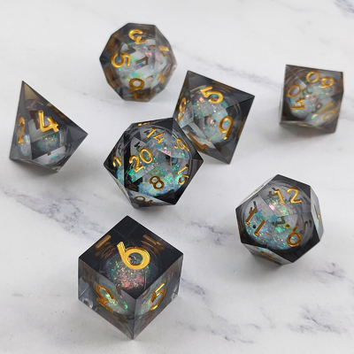 แร่ไหลหลายสี รีซิน Dice Set DND Cruzu'S Call RPG#COC