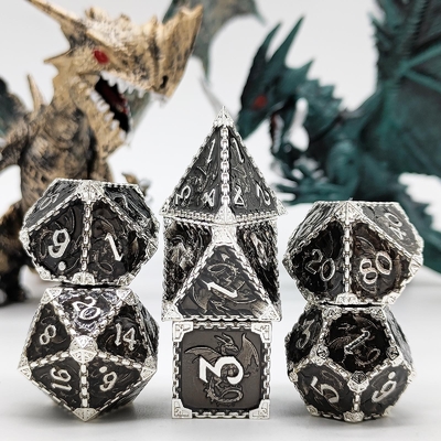 มูลติ -ฟาเซตต์เมทัล RPG ด้ามบิน มังกรแข็ง มังกรเรียบ DND