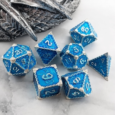มูลติ -ฟาเซตต์เมทัล RPG ด้ามบิน มังกรแข็ง มังกรเรียบ DND