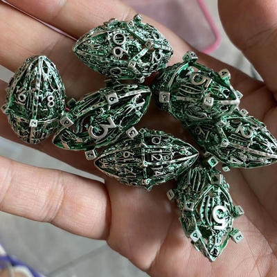 สร้างสร้างสรรค์ Rugby Theme Metal Hollow RPG Dice Set มังกรและ Dungeon DND