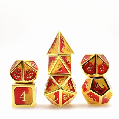 สีสัน สีขาว งานฝีมือ โลหะแข็ง ลูกเต๋า มังกรและเกมพาน DND RPG