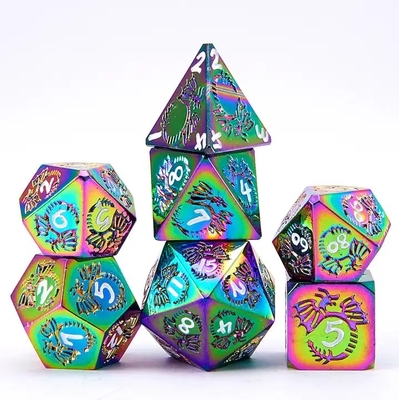 สูตรลูกเต๋าโลหะแข็งหลายด้าน DND RPG สีสันหลากหลาย Flying Dragon Crucho เกมกระดาน