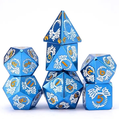 สูตรลูกเต๋าโลหะแข็งหลายด้าน DND RPG สีสันหลากหลาย Flying Dragon Crucho เกมกระดาน