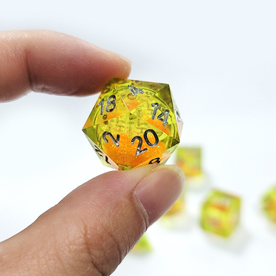 ทรายกระจายสีส้ม ทรายกระจายสีเหลือง ธ อร์คริสตัล Dnd Dice Sharp Edge Fantasy