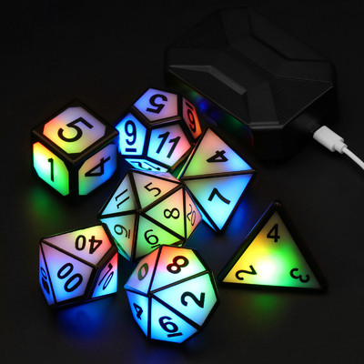 Ultra Long Standby LED Rechargeable Game Dice Set มังกรและห้องใต้ดิน