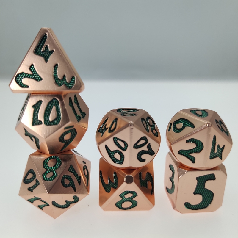 ชุดลูกเต๋าหลากสี Polyhedral Sharp Edge Metel Green โลหะปลอดสารพิษสำหรับเกม Rpg