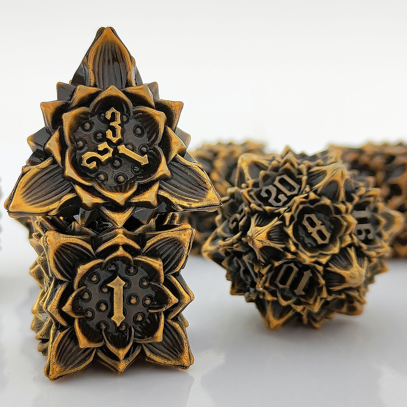 Lotus Metal Dice Set DND Dungeons And Dragons TRPG โพลีเอดรัล COC D6 เกมพนัน