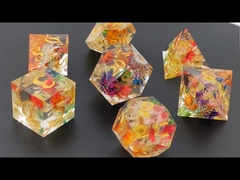 สวมเรซิ่น DND ลูกเต๋ามือเท Polyhedral Sharp Edge